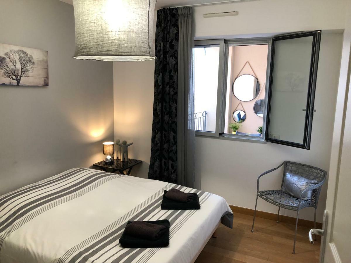 10 Rue De La Rampe Apartman Cannes Kültér fotó