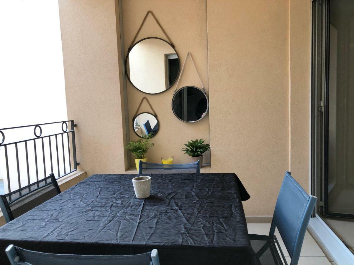 10 Rue De La Rampe Apartman Cannes Kültér fotó